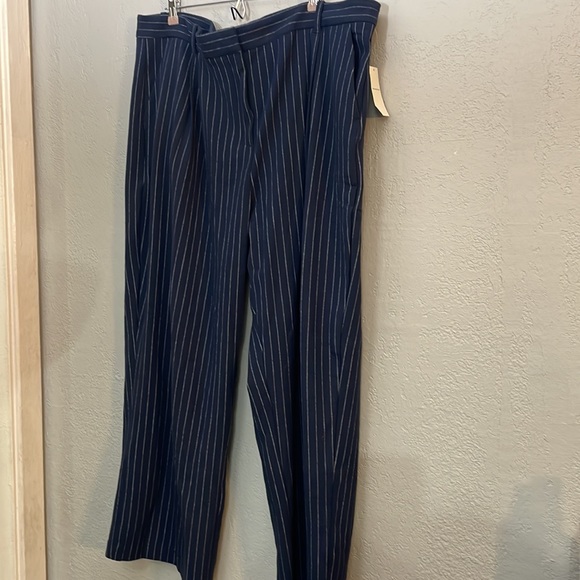 NWT Curve Love A&F Sloane Tailored Pant - Picture 7 of 13